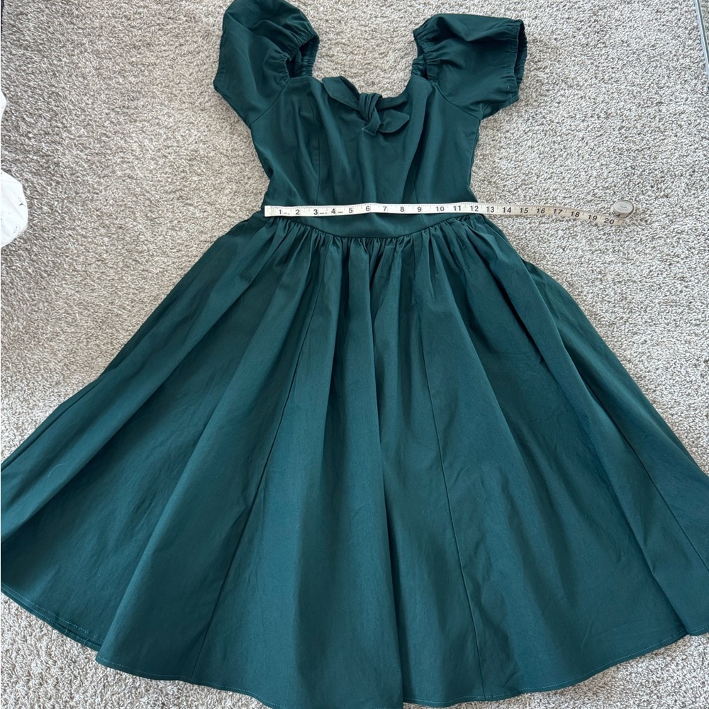 Vixen by Micheline Pitt - size medium - BNWT Women’s Elegant Green Swing Dress